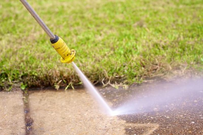 Sidewalk cleaning